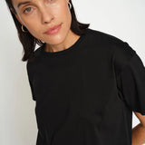 Aina t-paita, Black