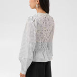 Dewa pusero, Black Stripe