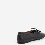 Blaise ballerinat, Black