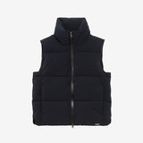 Toppaliivi, Black