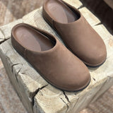 Otzo Clog, Dark Chestnut