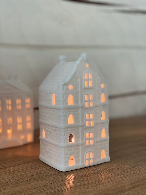 &klevering - Talolyhty canal house warehouse, large